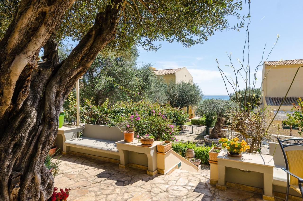 Villa Aliki Barbati Esterno foto